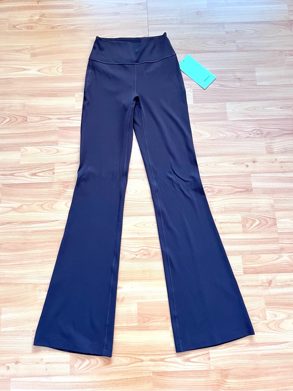 NWT lululemon Groove Nulu Flared Pant